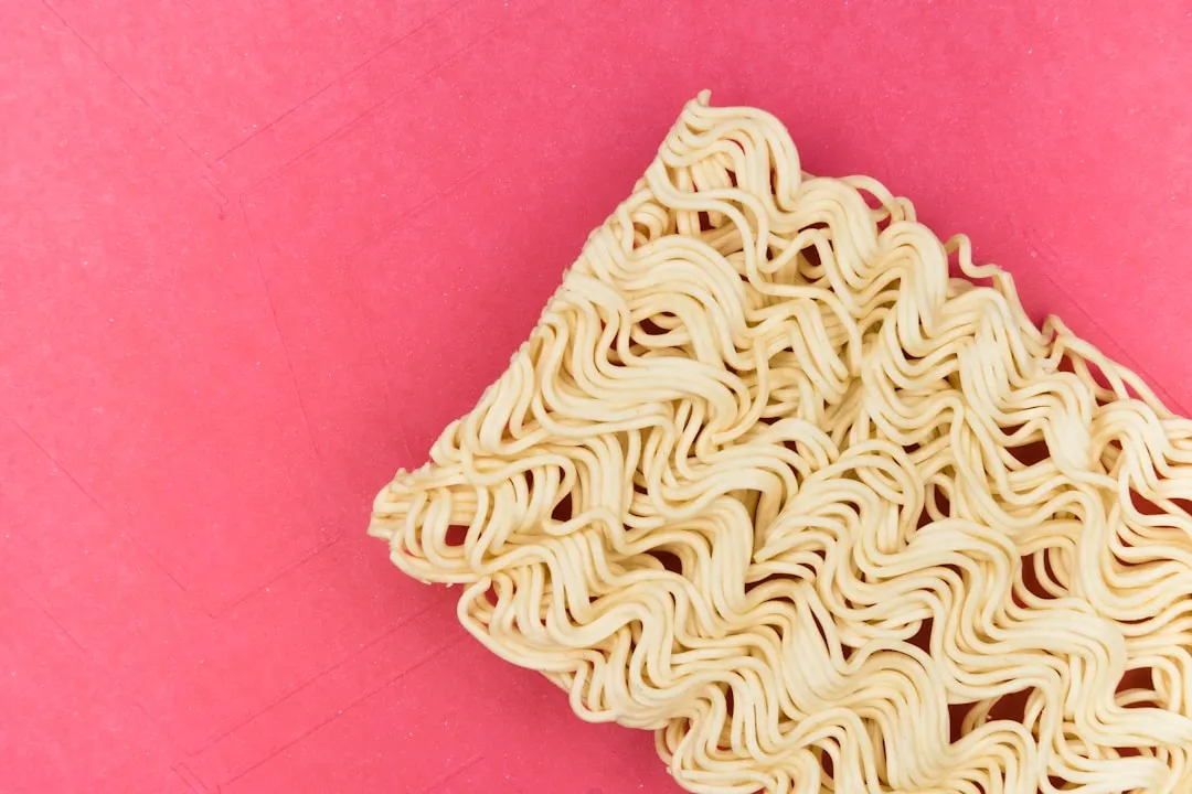 自热火锅与麻辣烫供应链解析:长三角便利店速食产品选品趋势分析正文配图 2