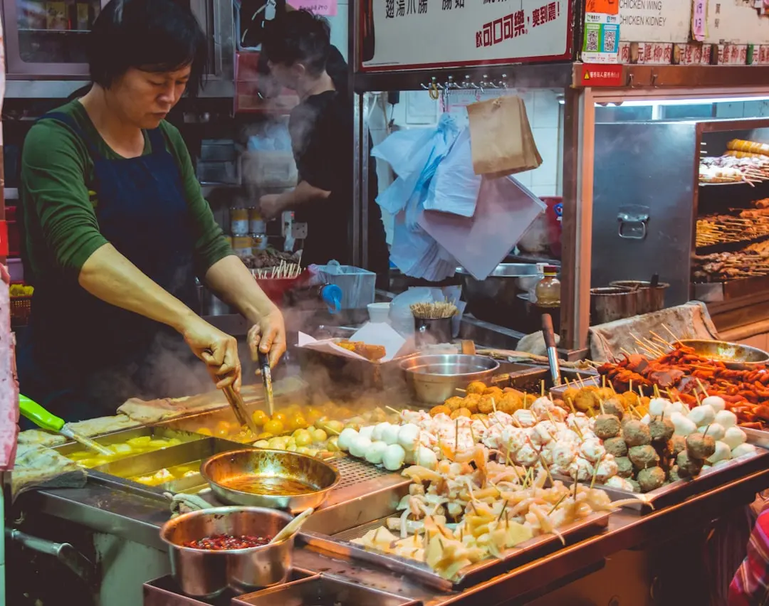 2025年螺蛳粉行业市场规范与食品安全标准解析正文配图 2